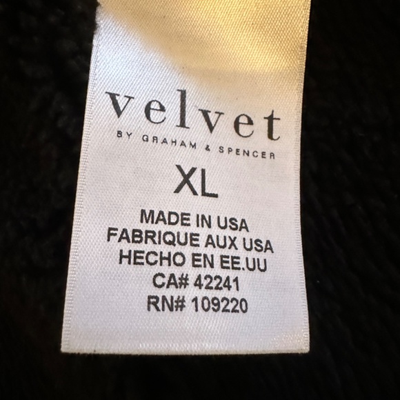 NWOT Velvet by Graham Spencer hooded jacket - Picture 4 of 4